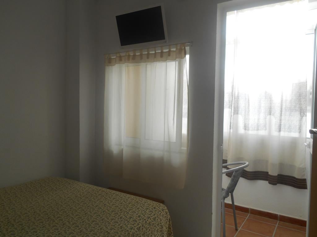 Hostal Paco Pepe Conil De La Frontera Exterior foto