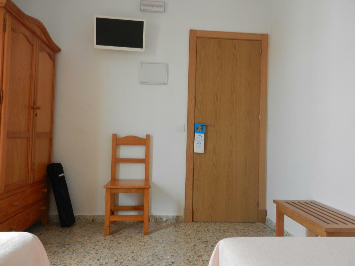 Hostal Paco Pepe Conil De La Frontera Exterior foto